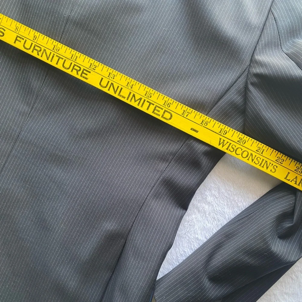 Men’s Tailored Gray Pinstripe Blazer Sport Coat Blue Lining 3 Button XS/S - Picture 12 of 13